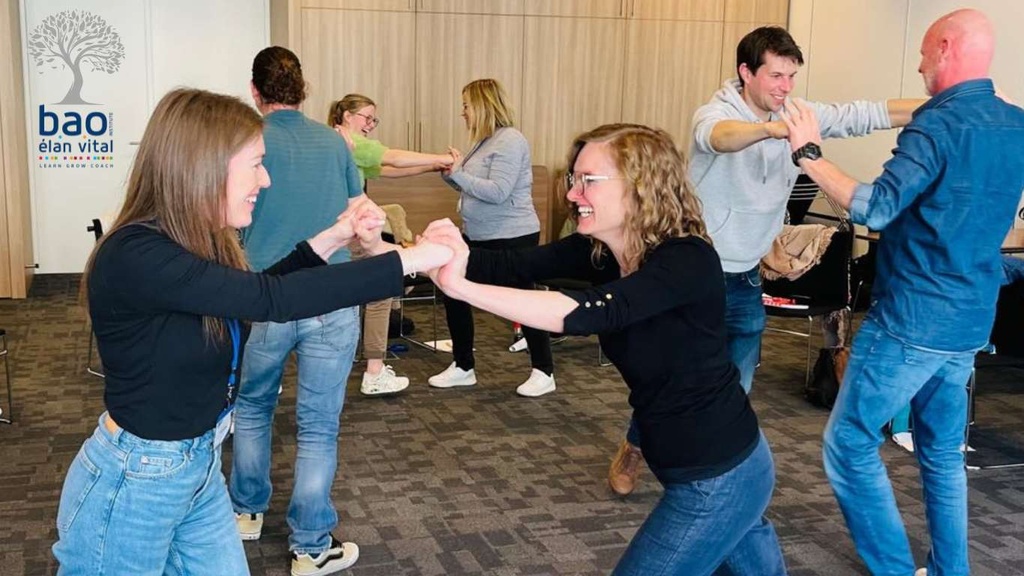 Formation en constellations de groupes